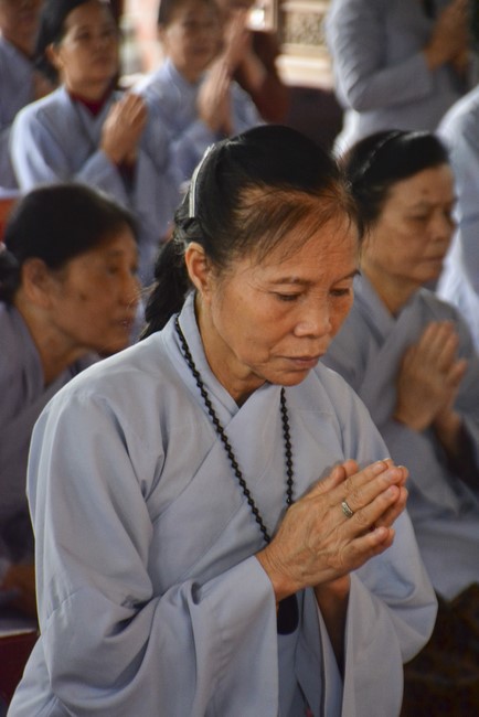The Eight Precept Retreat  at Tay Khanh pagoda, Thai Binh